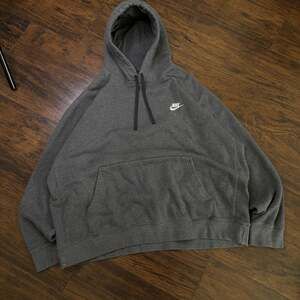 Nike Men's Gray Club Fleece Pullover Hoodie
